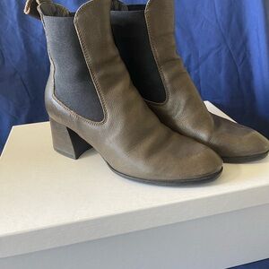 Lilimill Elegant Brown Ankle Boots